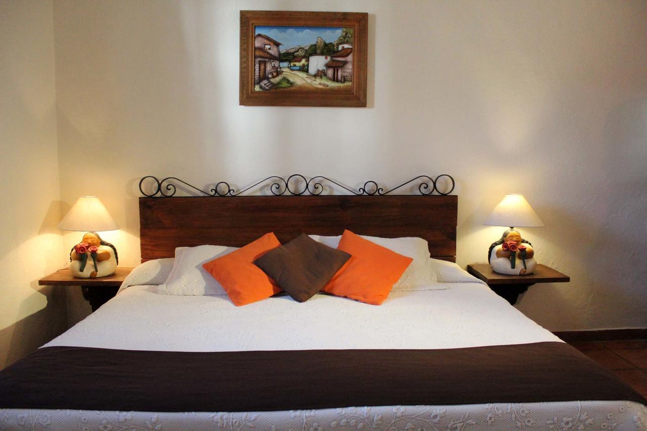 Hotel Posada Real タパルパ エクステリア 写真