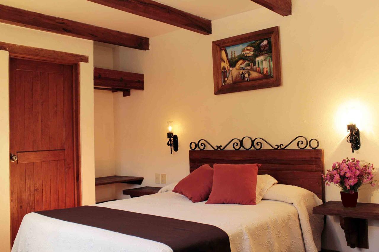 Hotel Posada Real タパルパ エクステリア 写真
